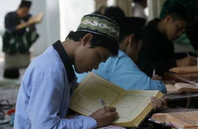 ananda muslim ngaji santri