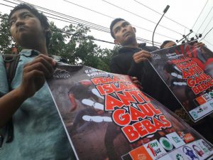 remaja muslim makassar anti gaul bebas